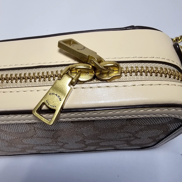 Coach Beige Signature Crossbody Bag with Gold Chain - Picture 2 of 12